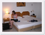 C1010049 * 614 x 461 * (49KB)