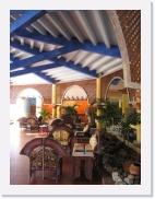 holelP4230257 * 461 x 614 * (71KB)