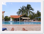 holelP4230258 * 614 x 461 * (64KB)