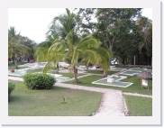 holelP4230278 * 614 x 461 * (62KB)